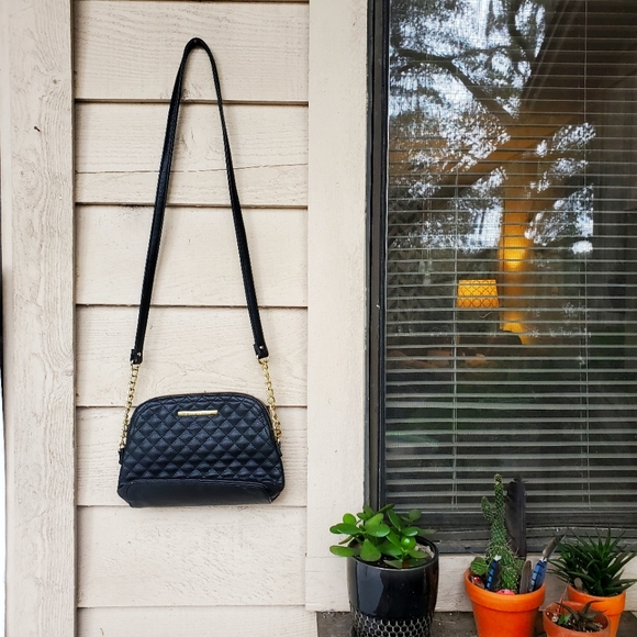 STEVE Madden Quilted Cross Body Bag Purse - Picture 1 of 12